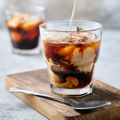 Es Kopi Susu Gula Aren: Minuman Segar dengan Rasa Manis Alami