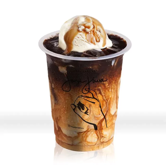Kopi Janji Jiwa Iced Vanilla Latte: Rasa Manis dan Segar yang Menggoda