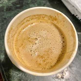“Pengalaman Menikmati Kopi Dolce di Kopi Kenangan”