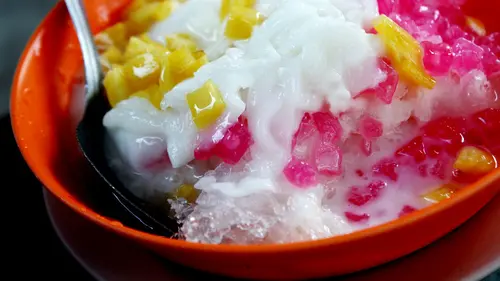 Mengenal Es Oyen: Minuman Segar Khas Indonesia yang Menyegarkan