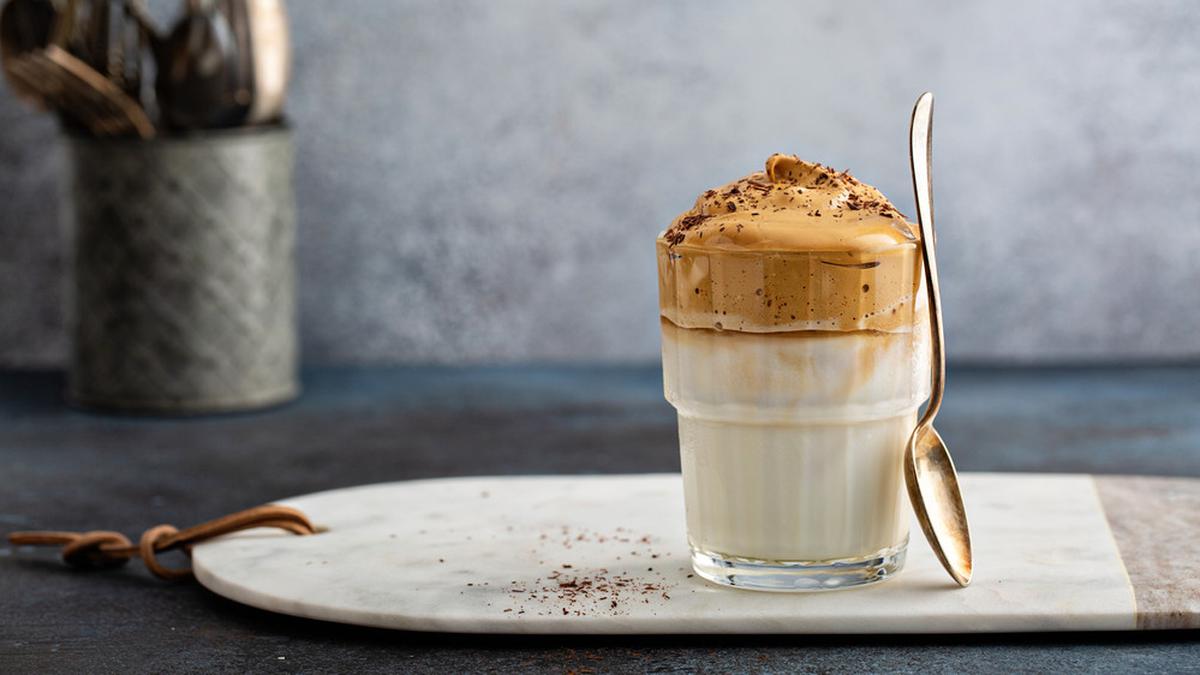 Mengenal Lezatnya Minuman Kopi Susu Dalgona yang Trendy