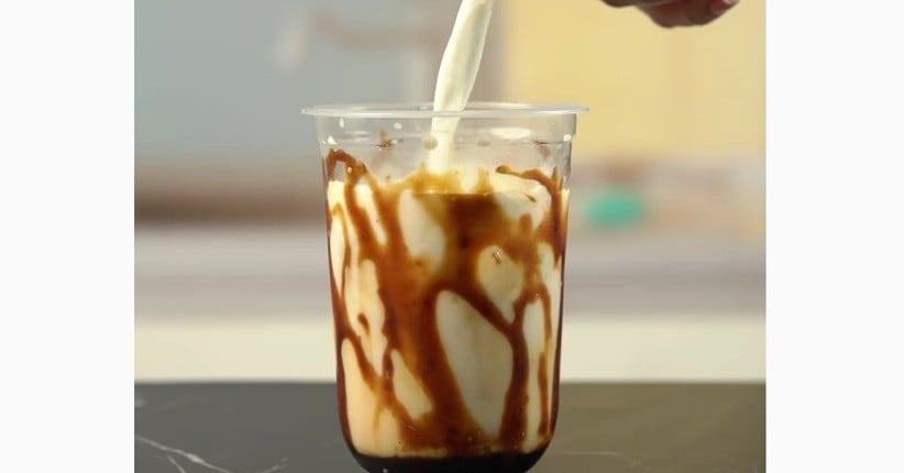 Menikmati Kesegaran Minuman Es Kopi Susu Brown Sugar
