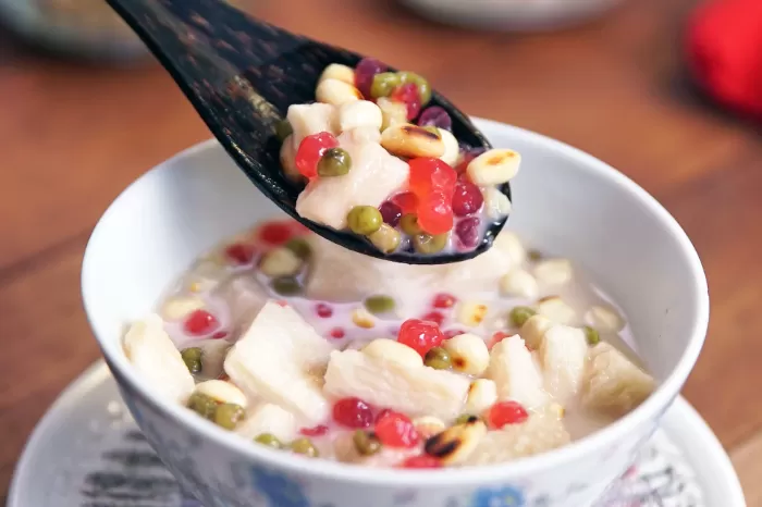 Sekoteng: Minuman Tradisional Hangat dari Indonesia