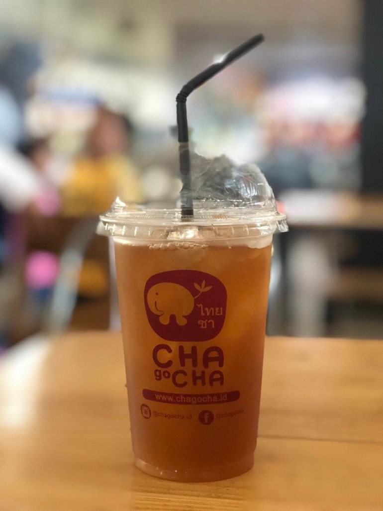 Menikmati Kesegaran Minuman ChaCha Thai Tea yang Menggoda