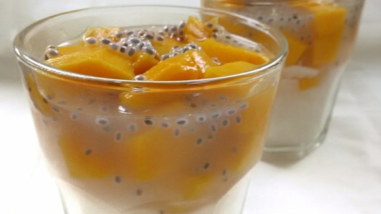 Segarnya Minuman Jus Mangga Kelapa Muda yang Menyehatkan