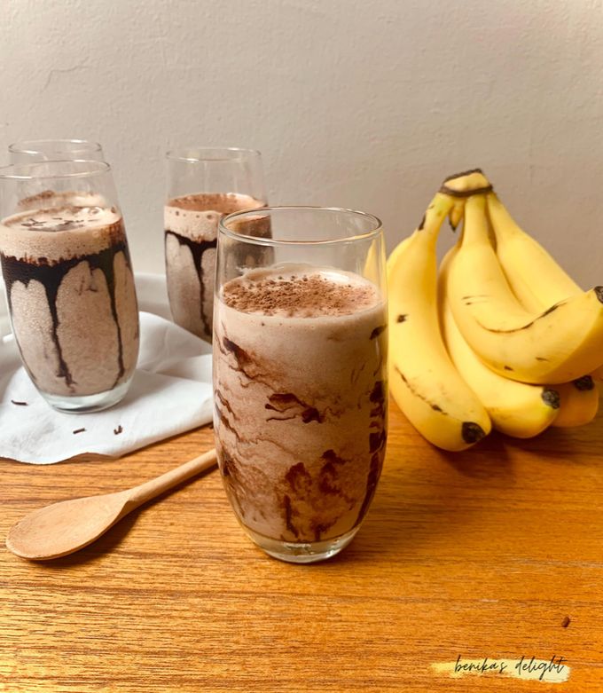Resep Minuman Banana Choco Smoothie Segar dan Lezat