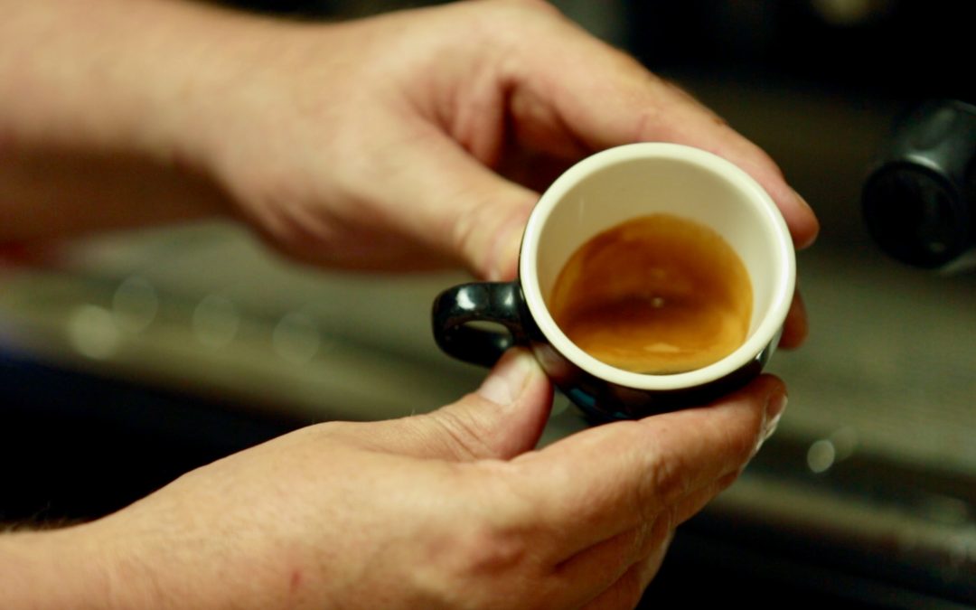 Menikmati Minuman Café Cubano: Tradisi Kopi Khas Kuba