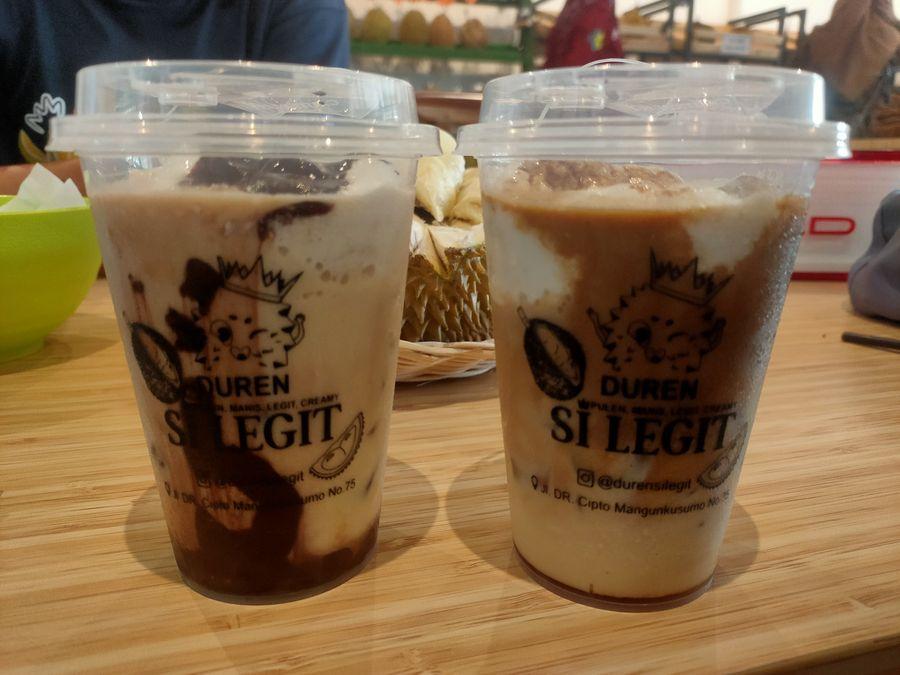 Menikmati Segarnya Minuman Kopi Duren yang Menggoda Selera