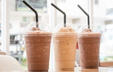 Minuman Es Kopi Susu Tiramisu Oreo: Lezat dan Segar