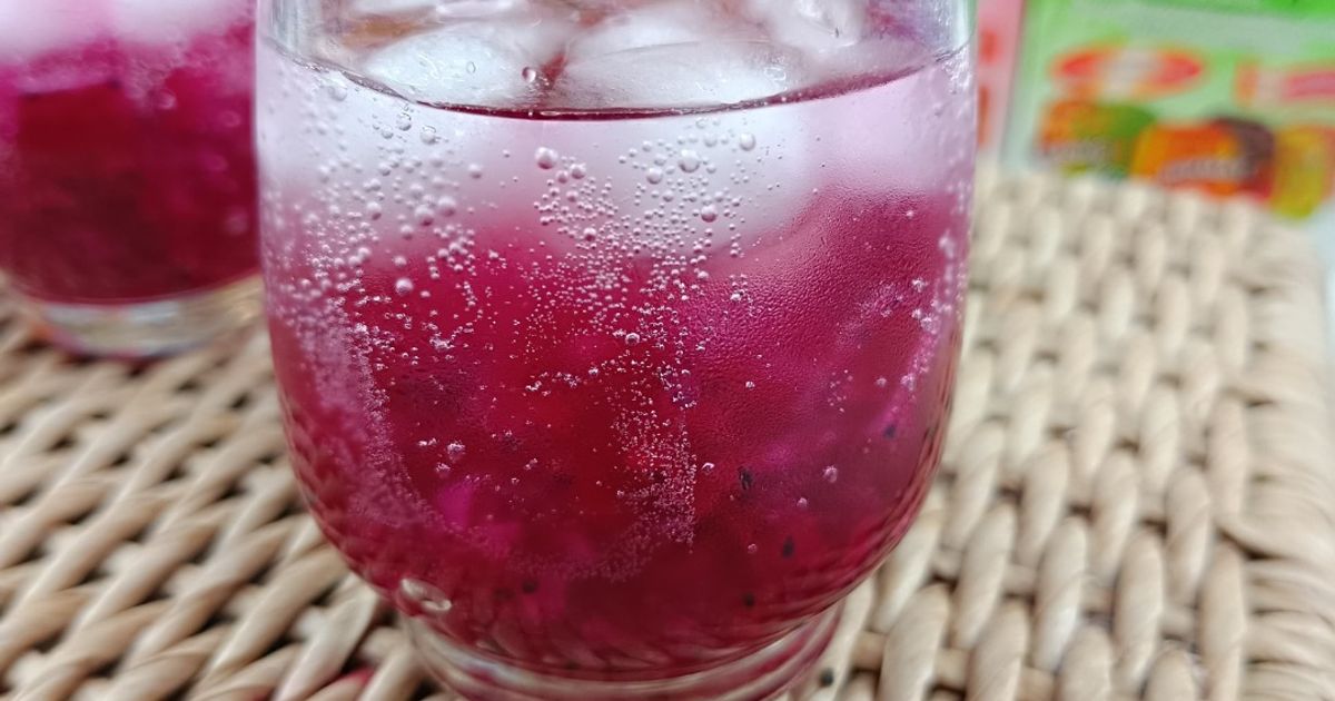 Segarnya Minuman Es Jelly Soda Buah Naga yang Menggoda Selera