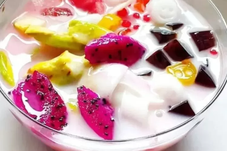 Segarnya Minuman Es Teh Susu Buah Naga yang Menggoda Selera