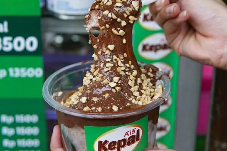 Mengenal Es Kepal Milo, Minuman Segar Favorit Anak Muda