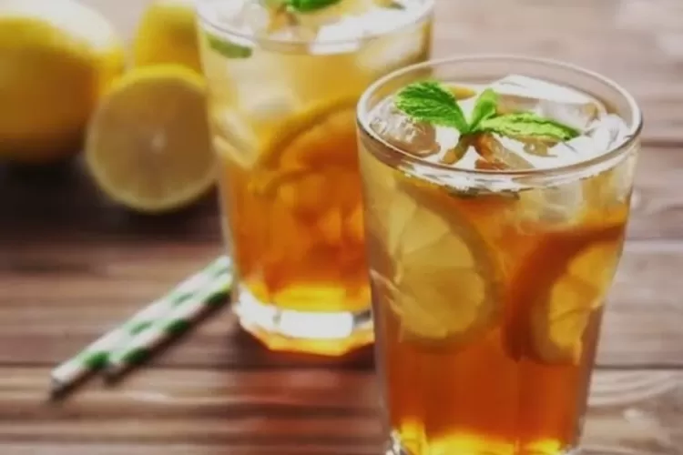 Segarnya Minuman Es Teh Lemon: Pilihan Segar dan Menyegarkan