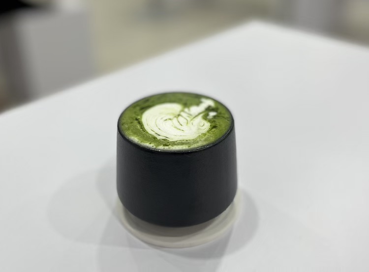 Minuman Matcha Cream Cloud: Sensasi Segar dan Lembut di Lidah